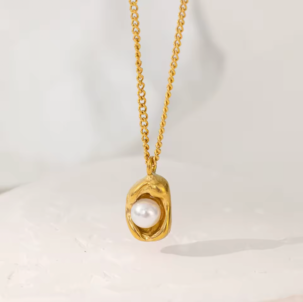 Moonlit Pearl Necklace