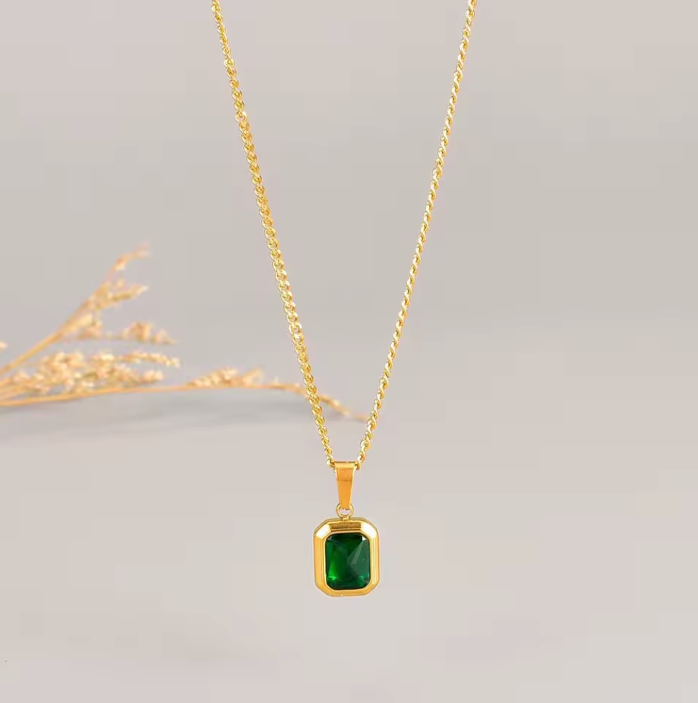 Green Reverie Necklace