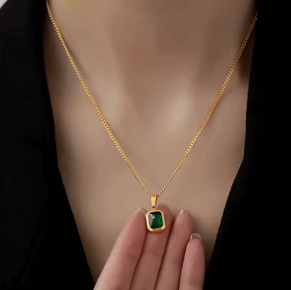 Green Reverie Necklace