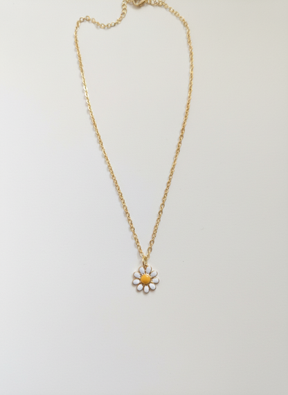 White Flower Minimal Necklace