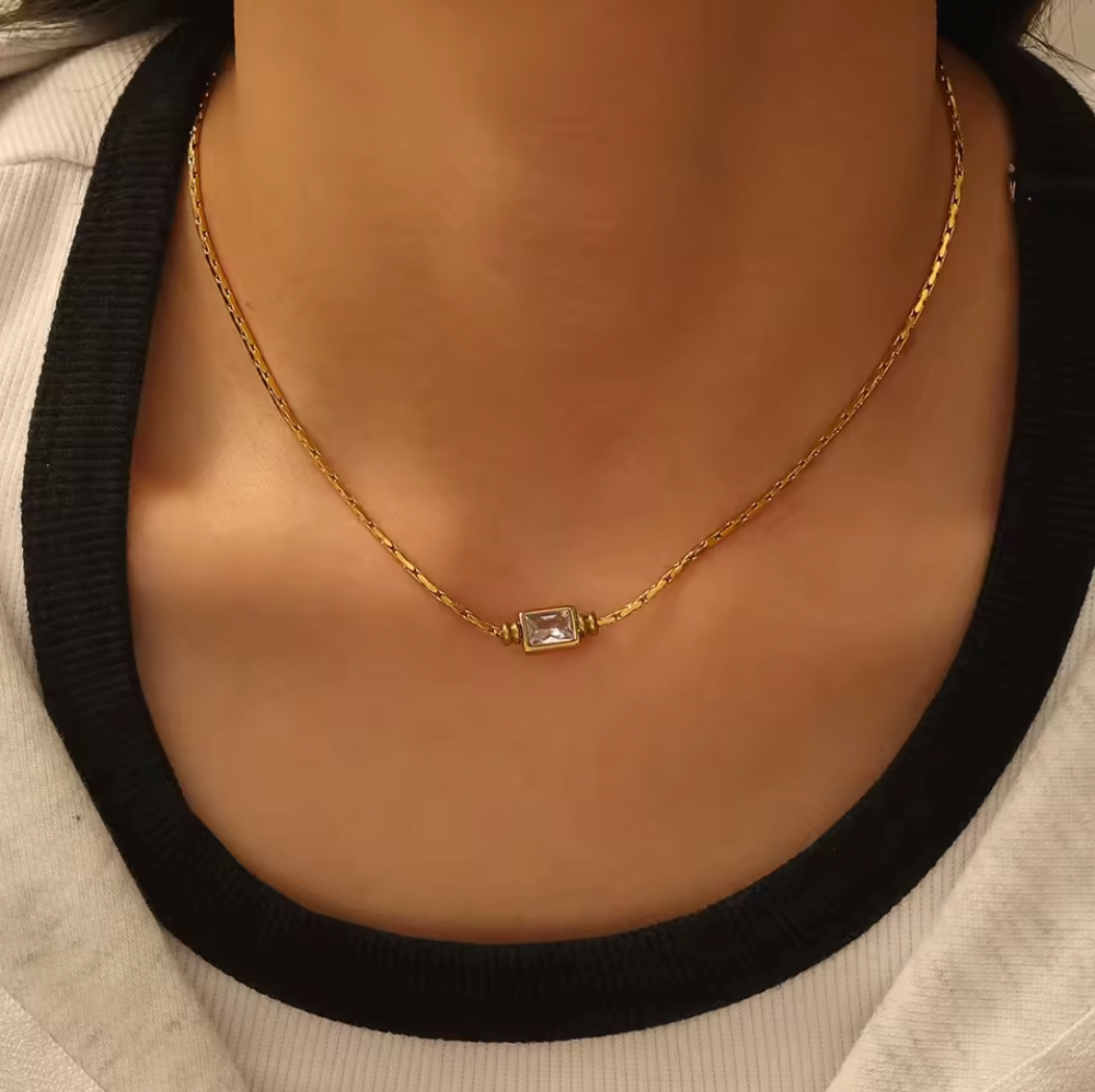 Love knot necklace baari jwellery anti tarnish 