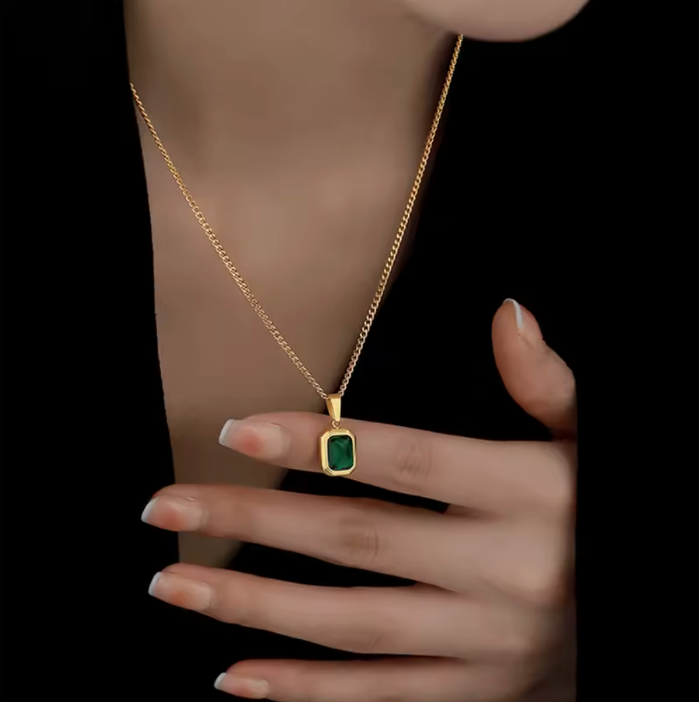 Green Reverie Necklace