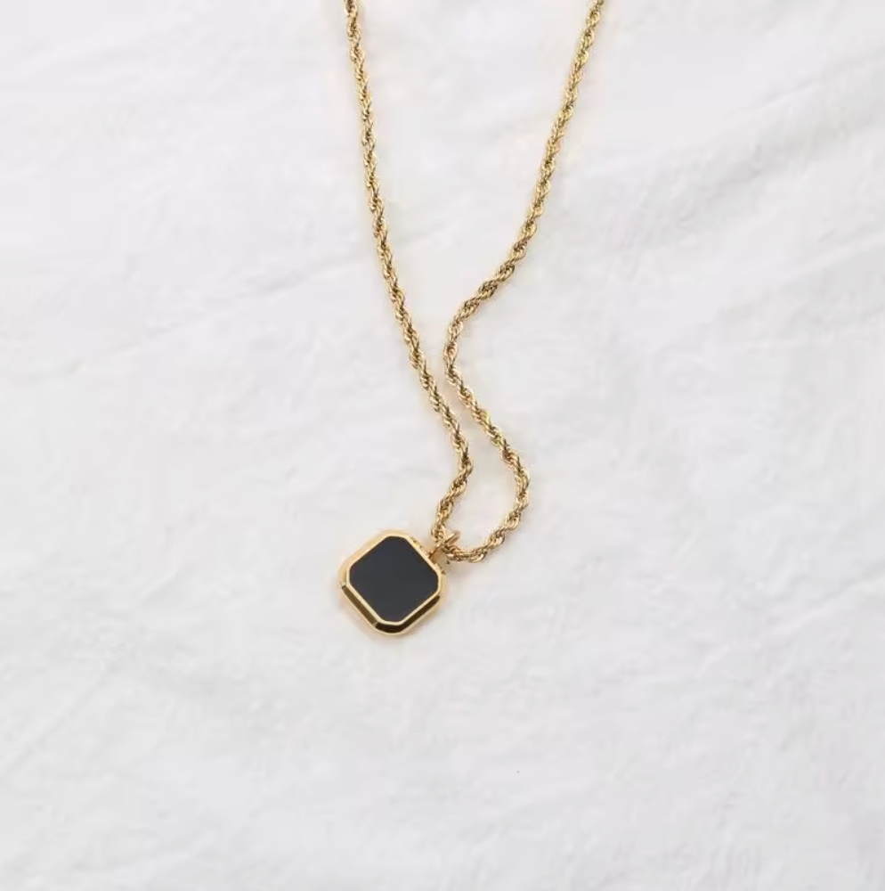 baari-jwellery-black-necklace-anti tarnish 